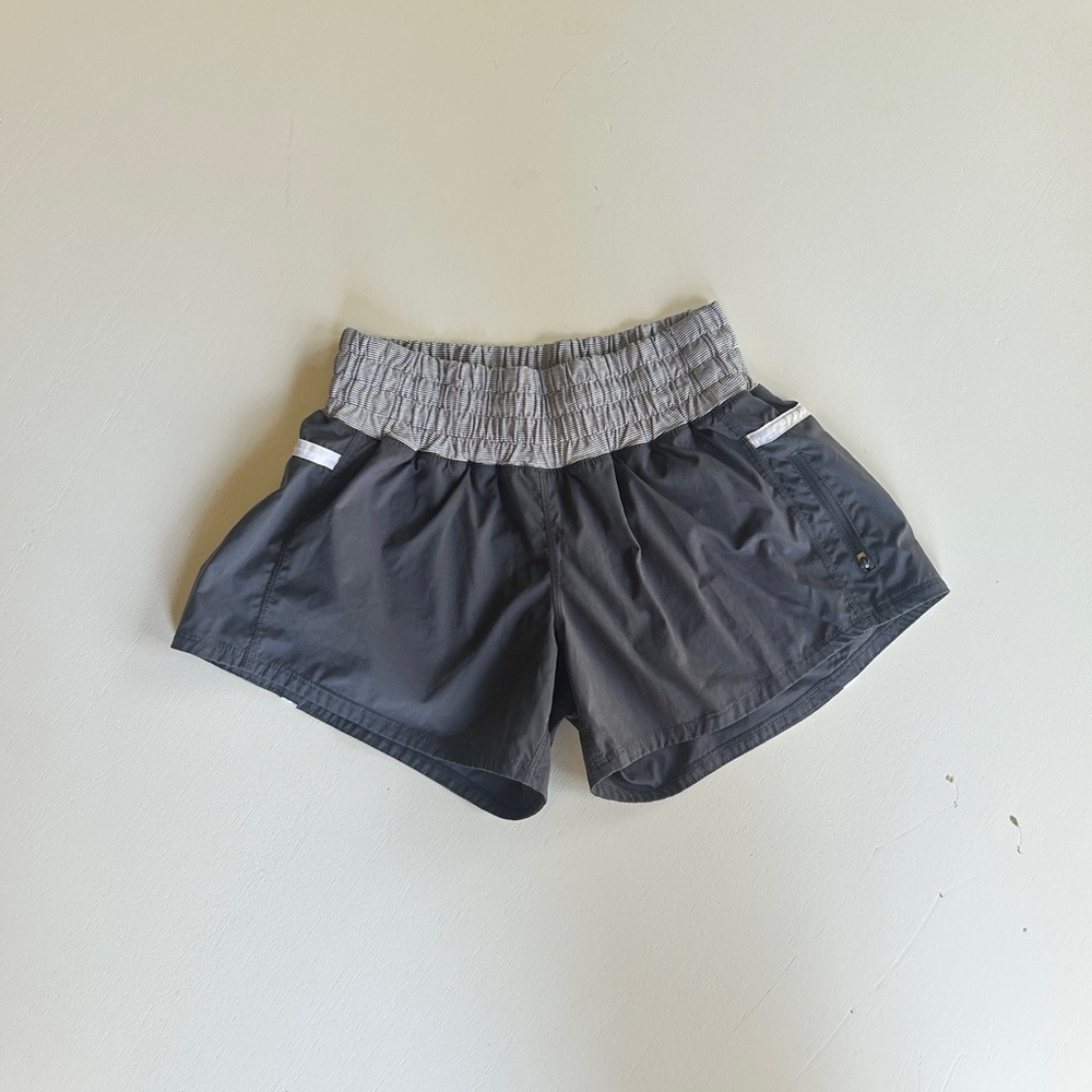 lululemon athletica Gray Women's Shorts